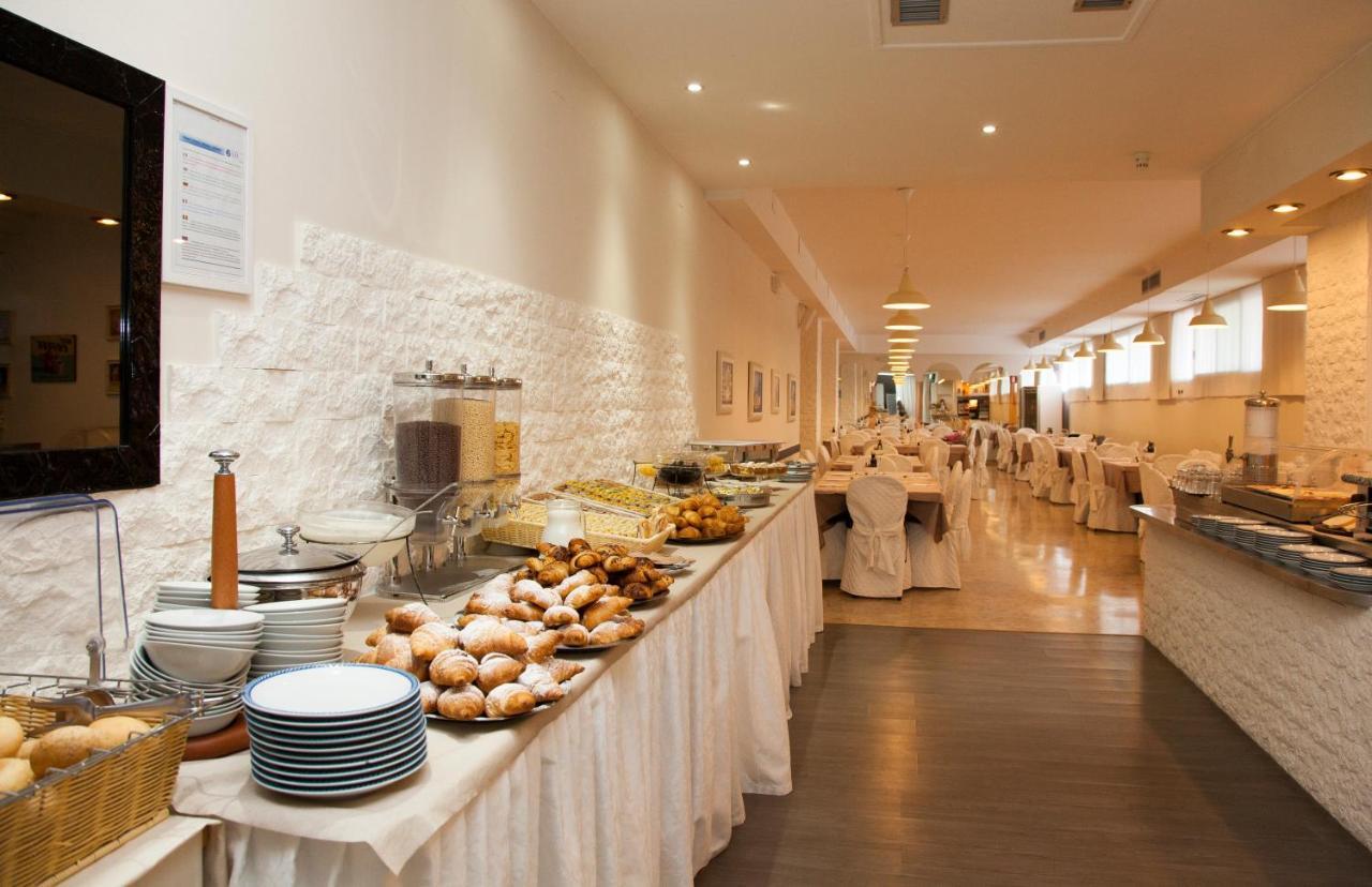 Hotel Madera Lido di Jesolo Kültér fotó
